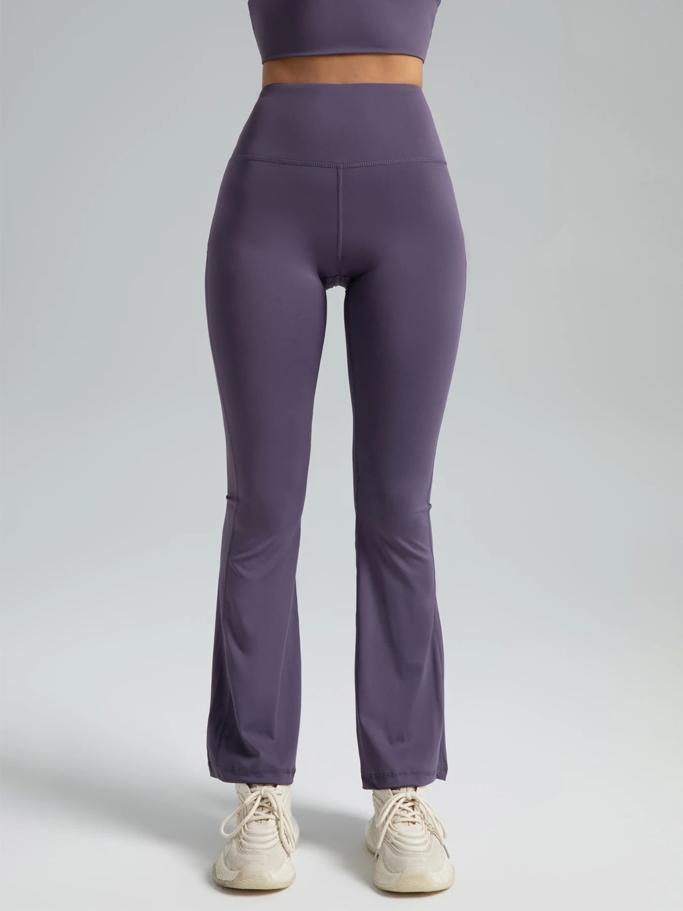 Coastal Thread Flare Leggings – High-Waisted | Tailored Stretch Fit