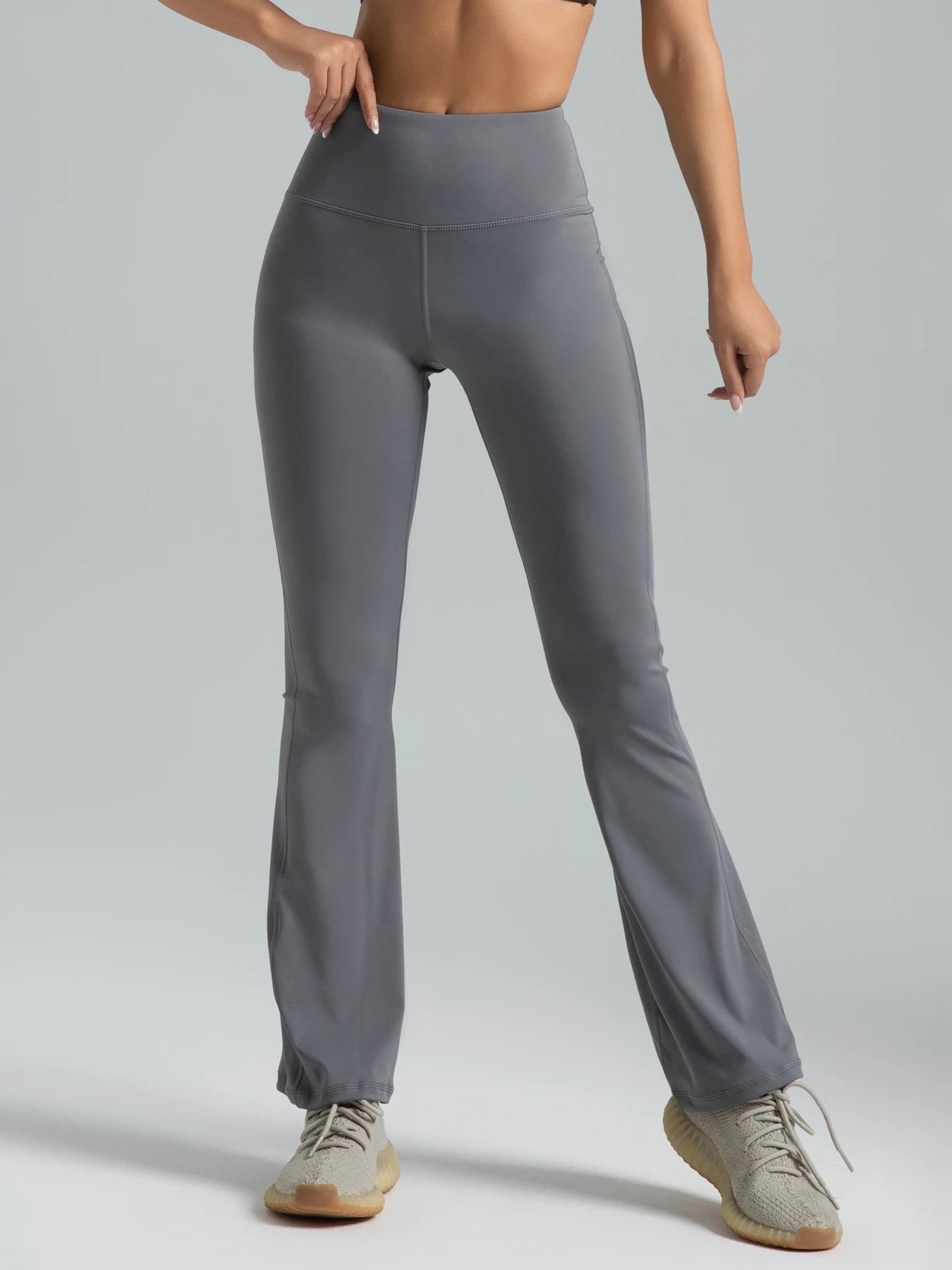 Coastal Thread Flare Leggings – High-Waisted | Tailored Stretch Fit